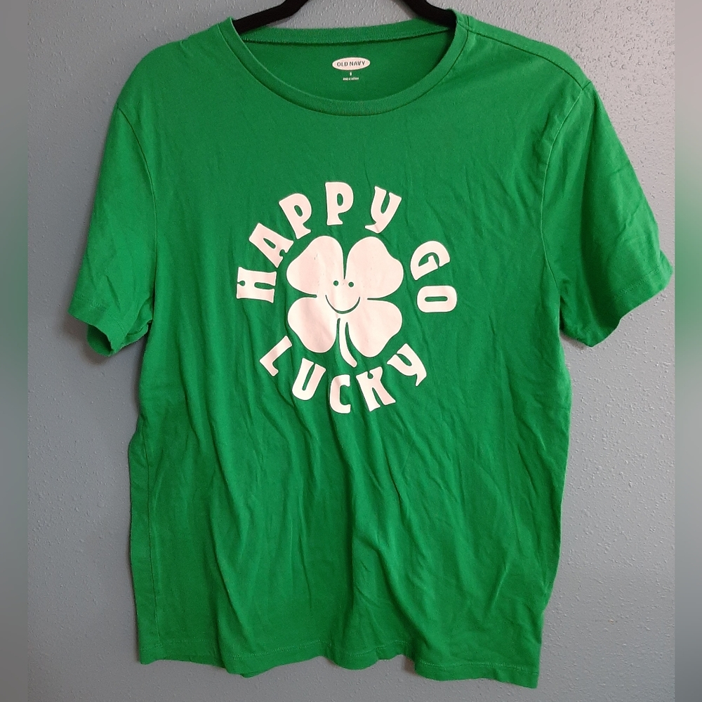 Old Navy t-shirt